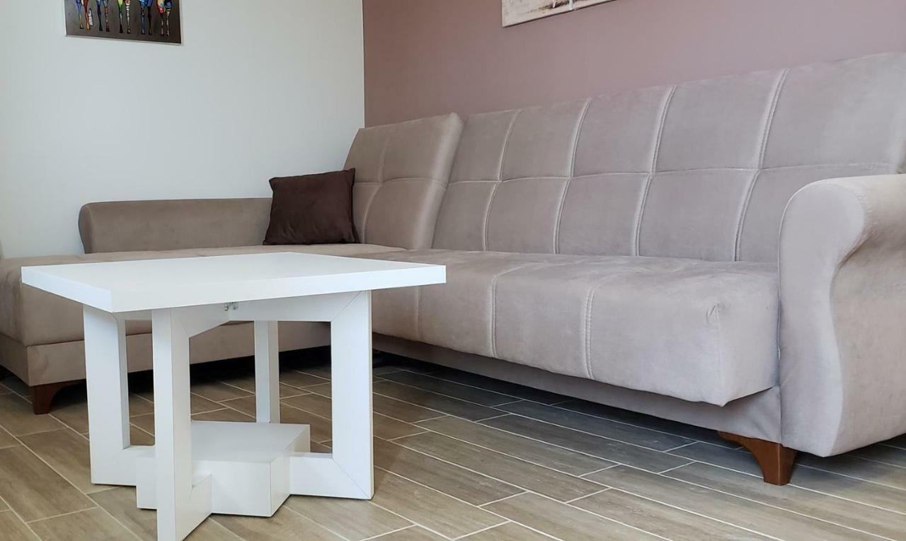 Apartmani Suncokreti - Sunflower Apartments Bar Exteriér fotografie