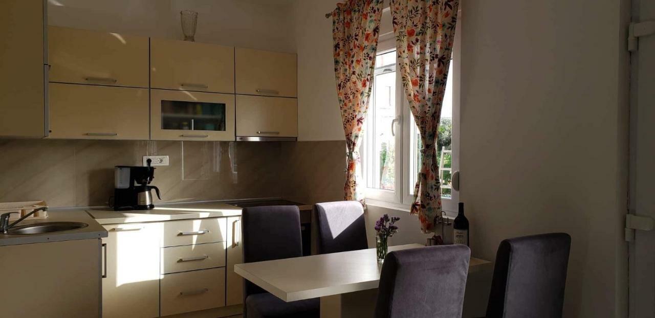 Apartmani Suncokreti - Sunflower Apartments Bar Exteriér fotografie