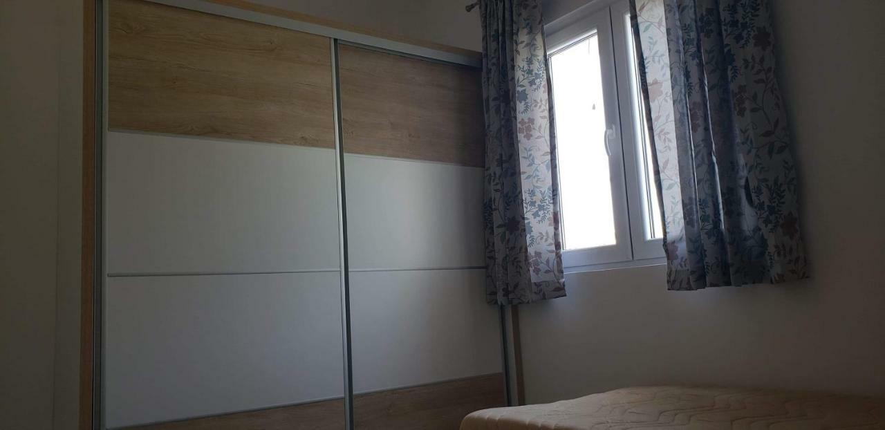 Apartmani Suncokreti - Sunflower Apartments Bar Exteriér fotografie