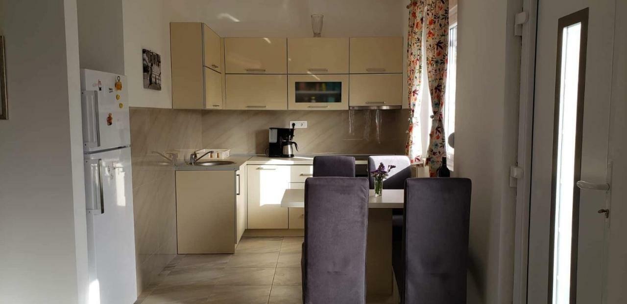 Apartmani Suncokreti - Sunflower Apartments Bar Exteriér fotografie