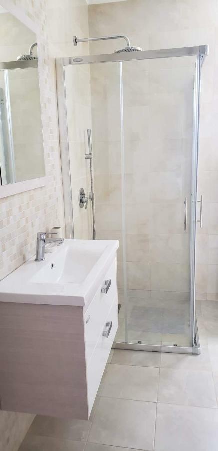 Apartmani Suncokreti - Sunflower Apartments Bar Exteriér fotografie